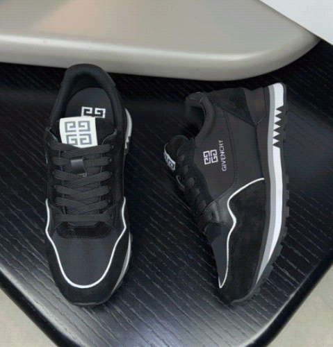 Givenchy Sneakers