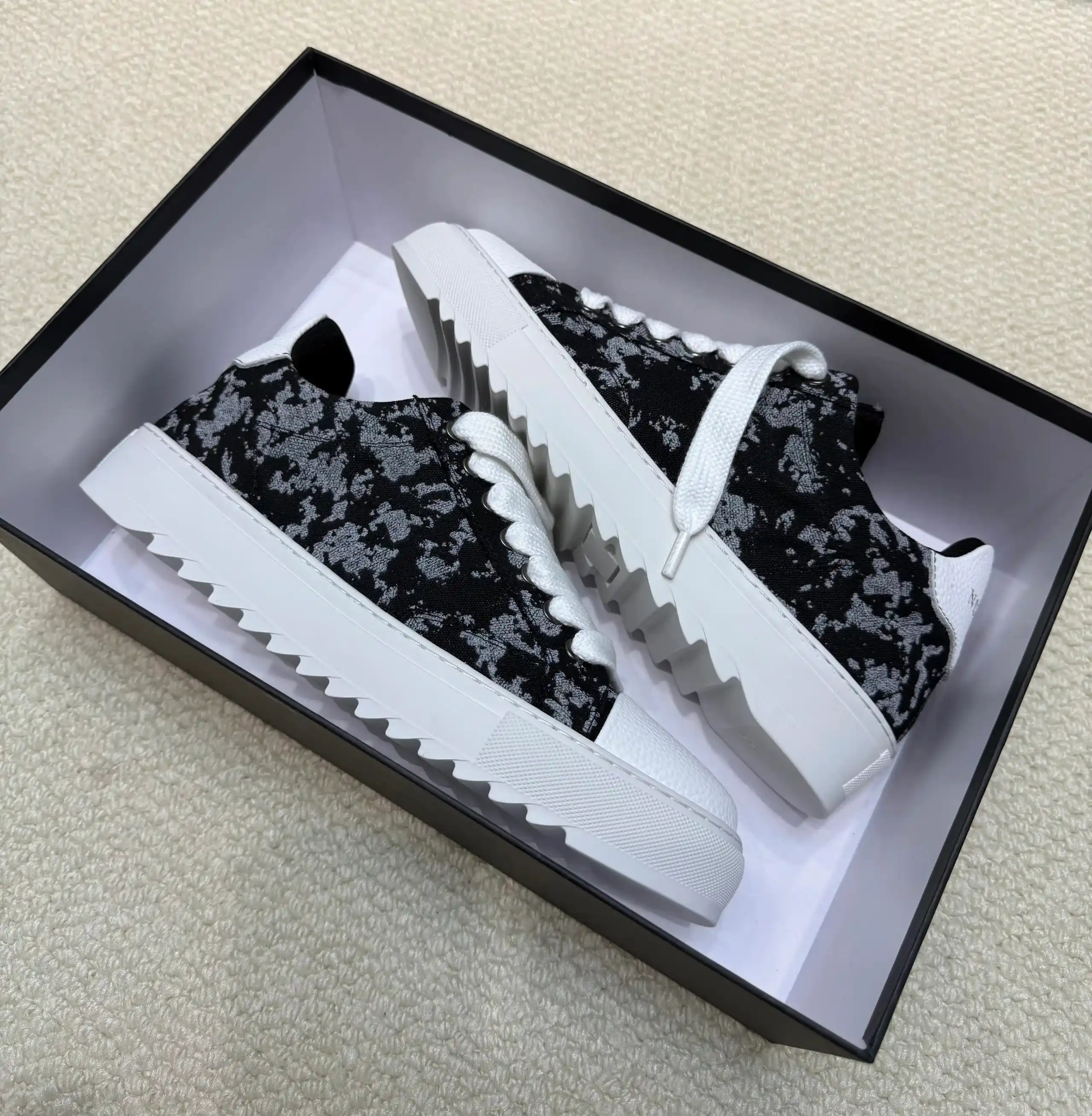 NUMERIS MAYA Sneakers [19+ styles]