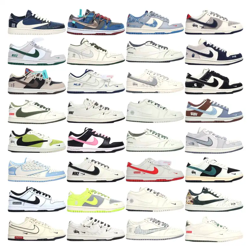 Nike Dunk Low Sneakers