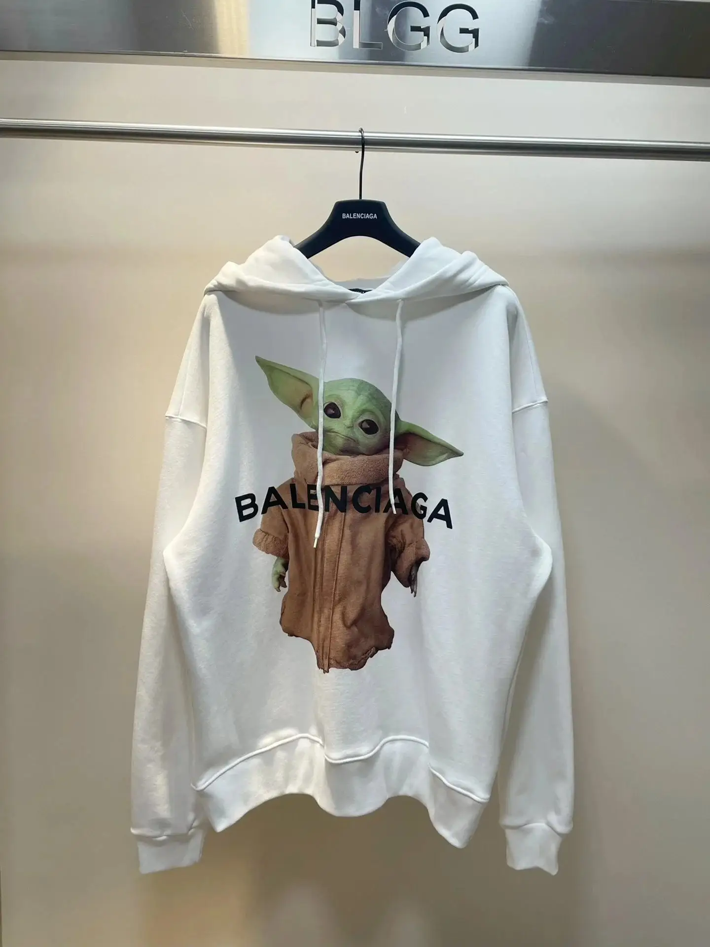 Balenciaga Fashion Sweatshirt (21 Styles)