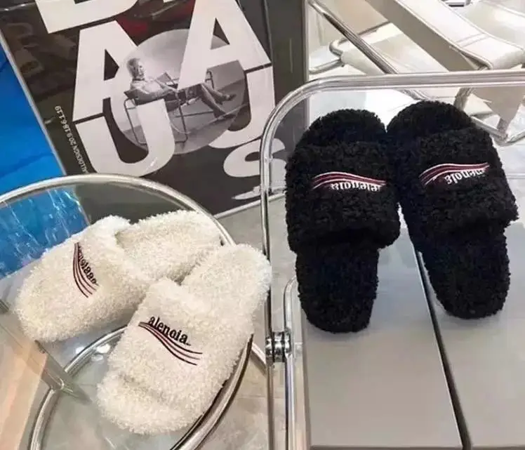 Balenciaga Slippers (15+ Styles)