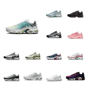Nike AIR MAX PLUS