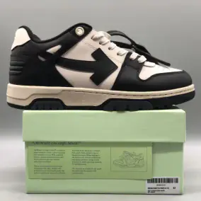Off-White c/o Virgil Abloh B22 Sneakers