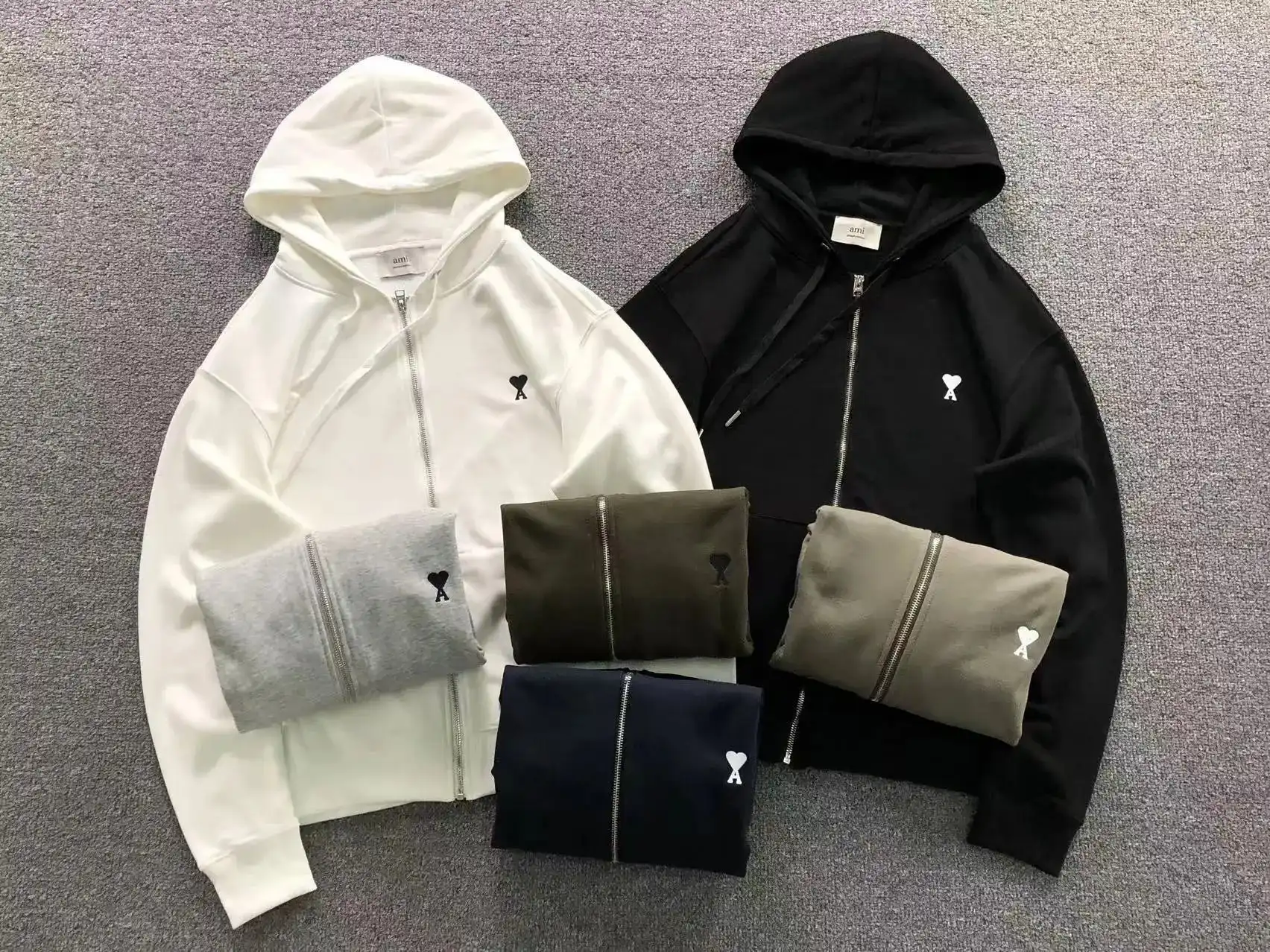 Ami Paris Heart-Detail Zip-Up Hoodie [5 Colors Available]