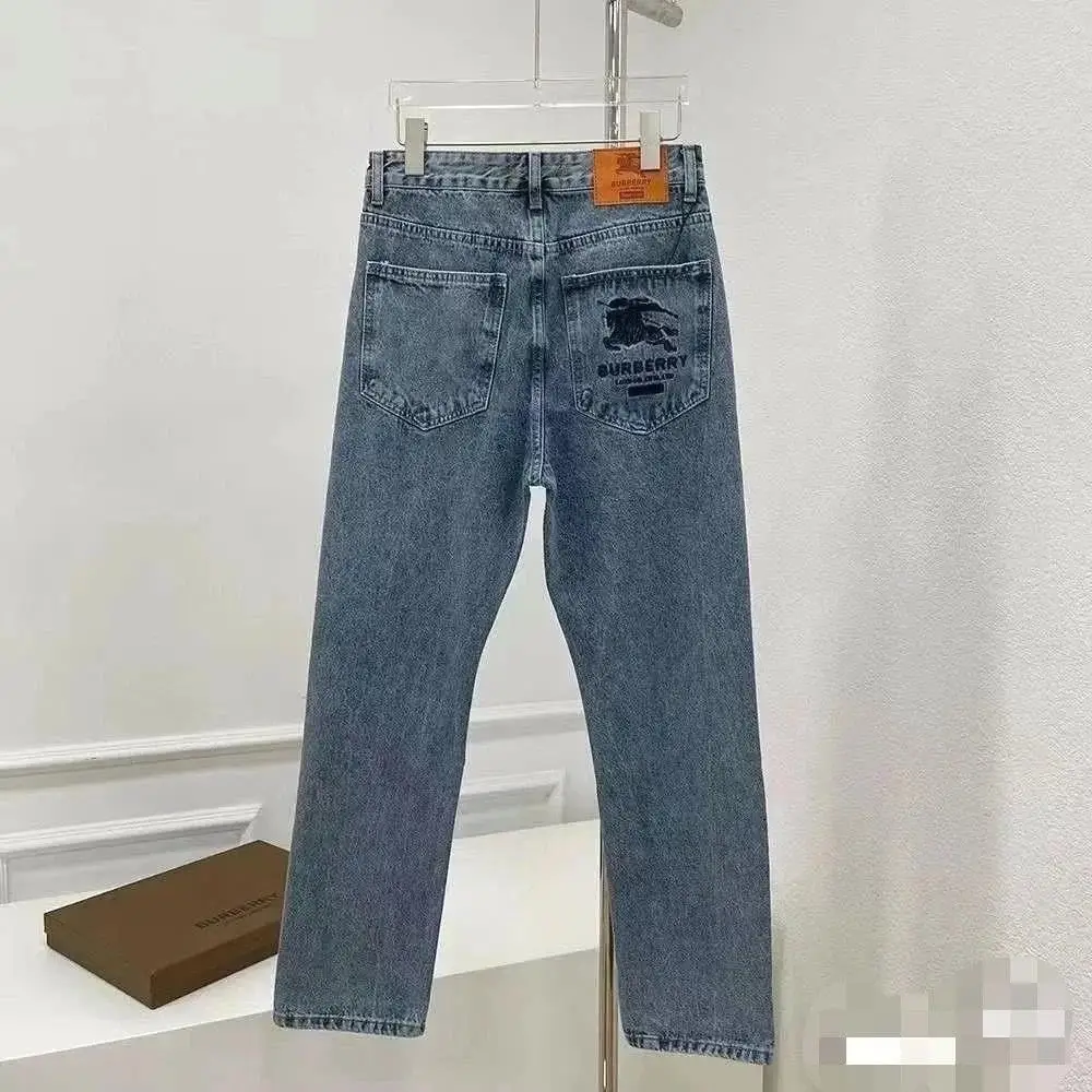 Burberry Equestrian Knight Jeans