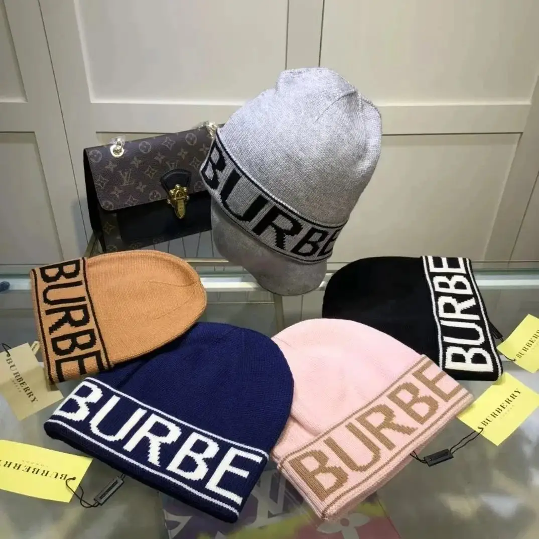 Burberry Knit Hat (5 style)