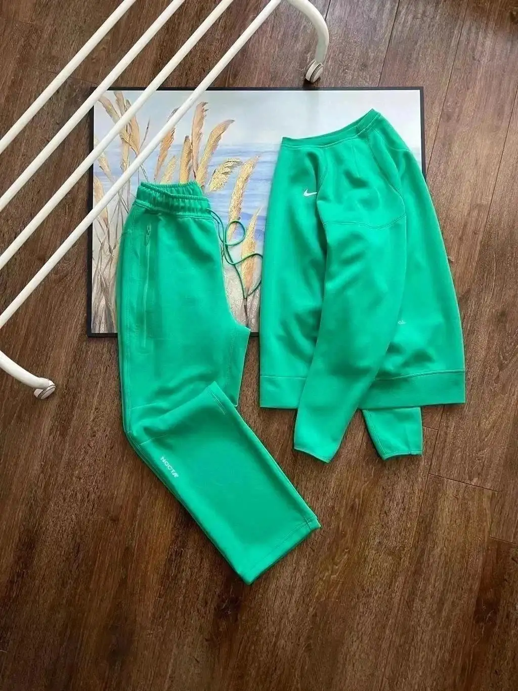 Nike B22 Sweatpants [35+ colors]