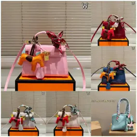 Hermes Bags (35+ Styles)