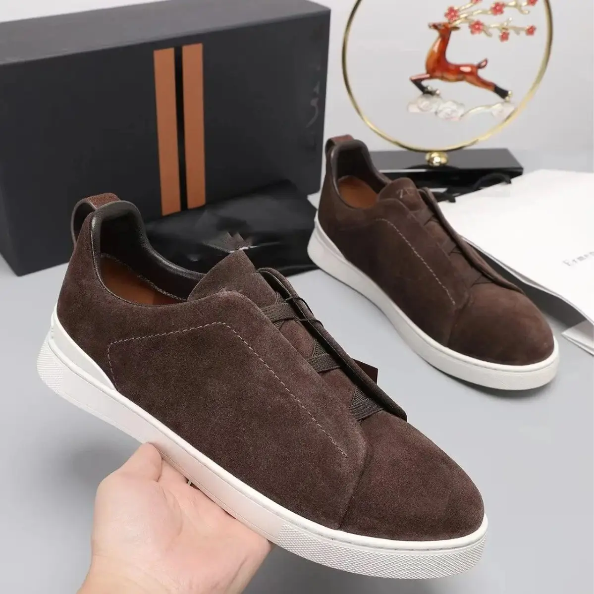 Design Chunky Sneakers