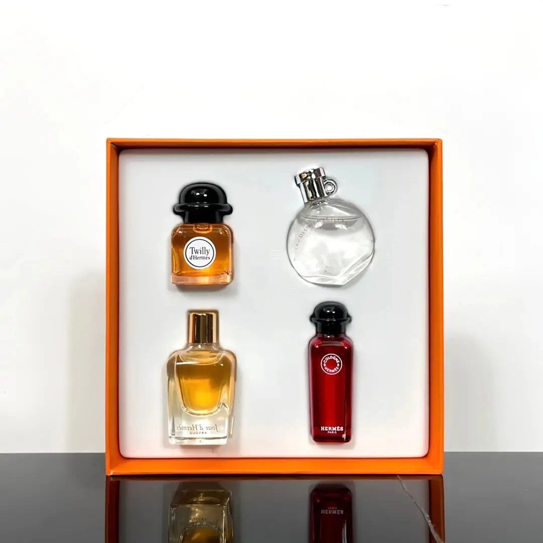 Perfume sample set product photo 2