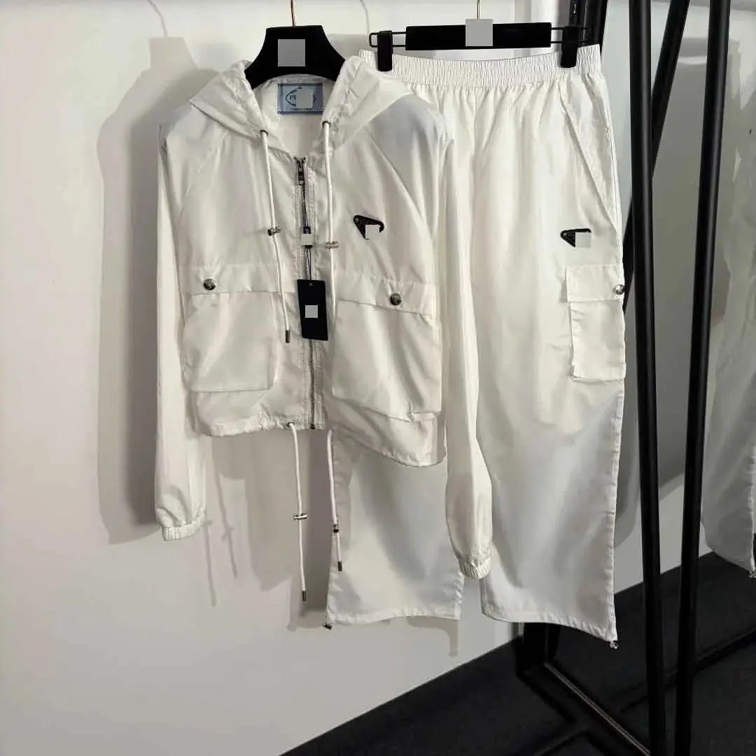 Prada Windbreaker [5 styles]