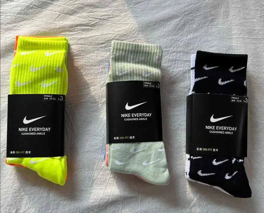 Nike Socks [3 styles]