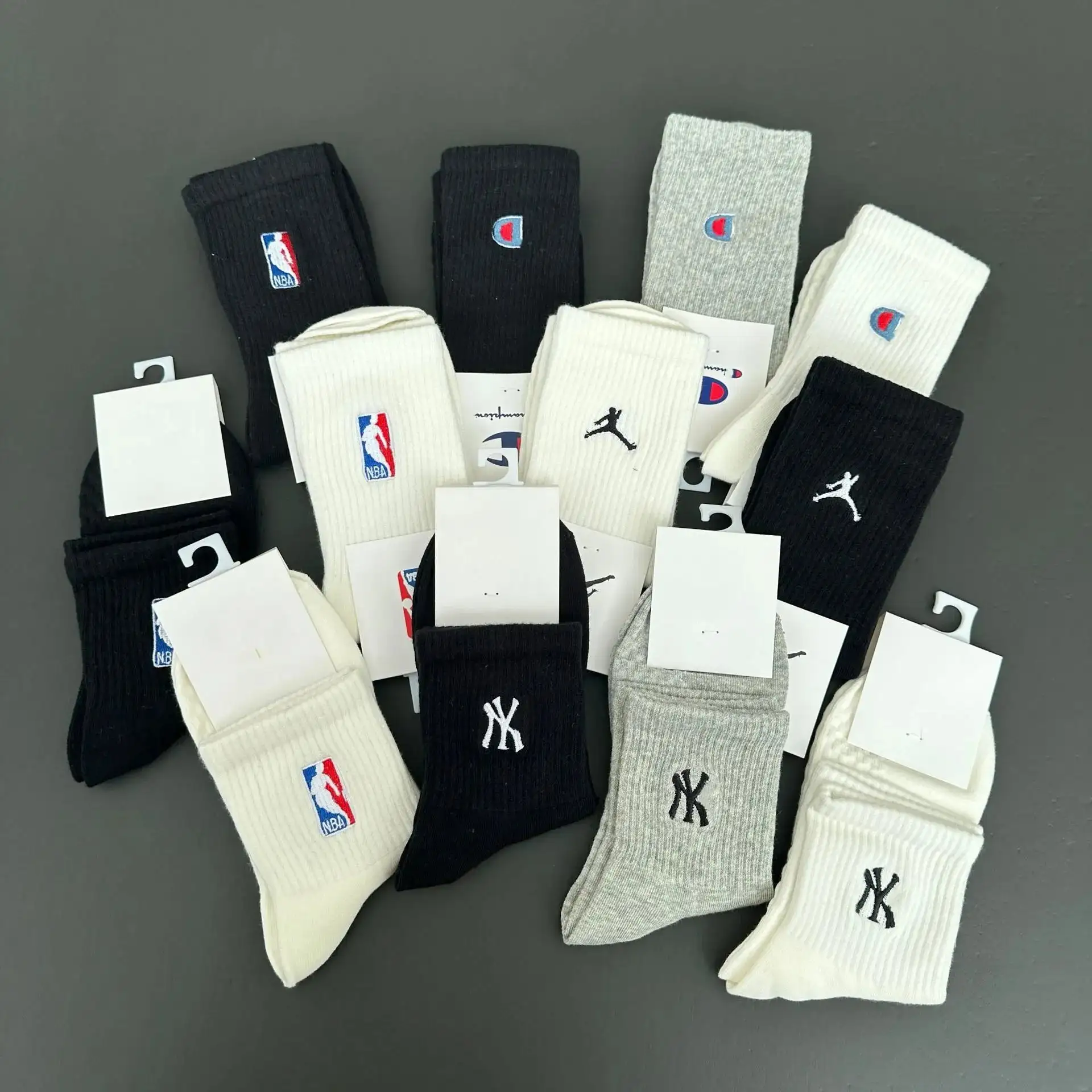 Design Socks [38 styles]