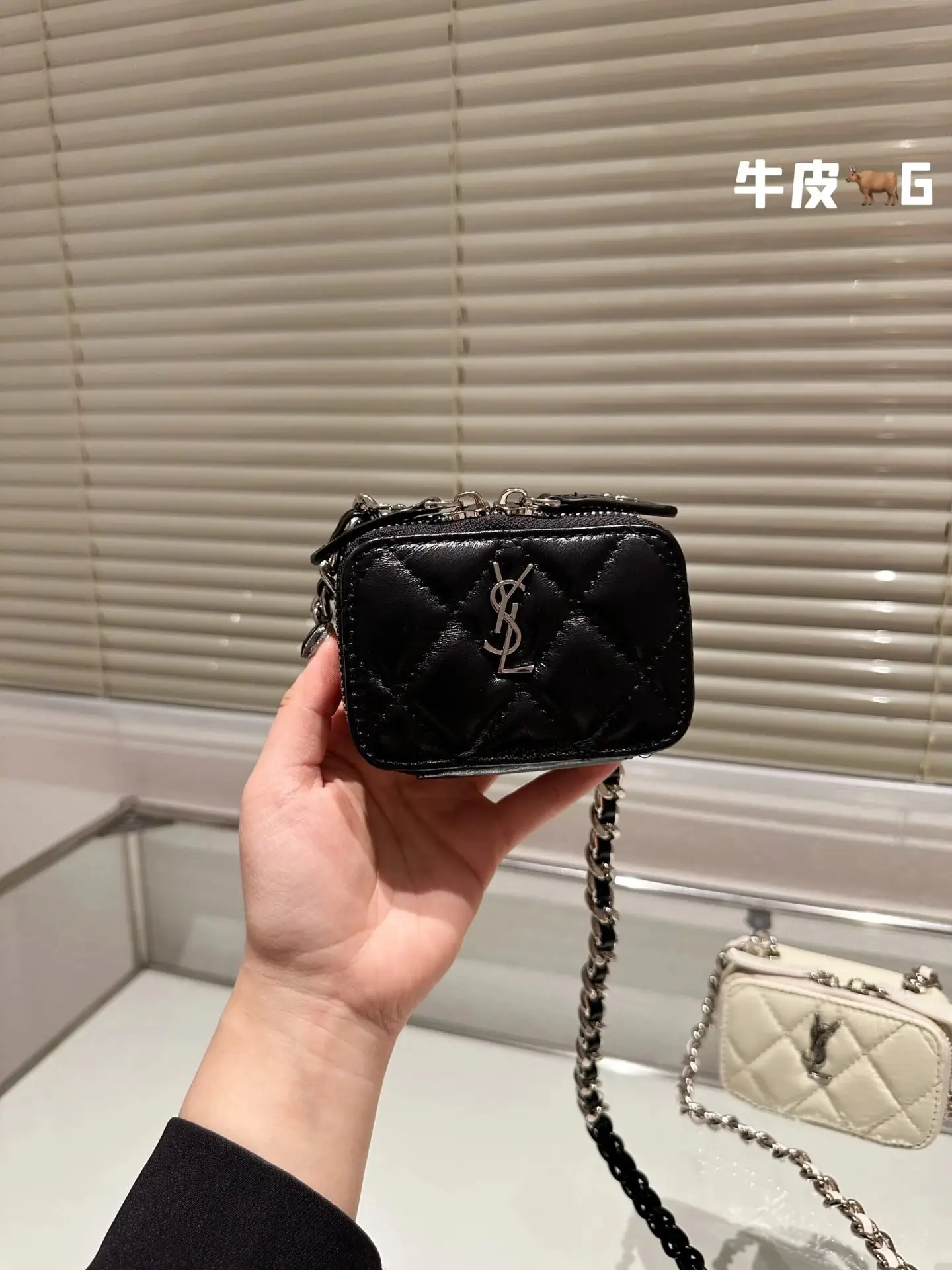 Saint Laurent Chain Bag