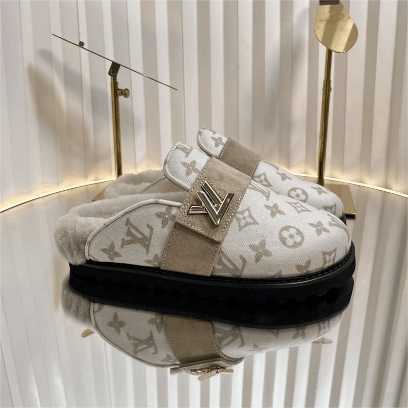 Slippers