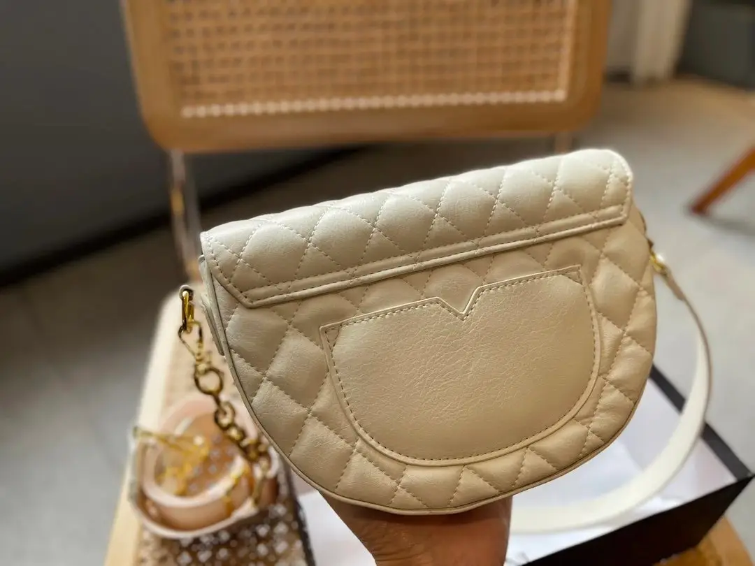 Saint Laurent Chain Bag